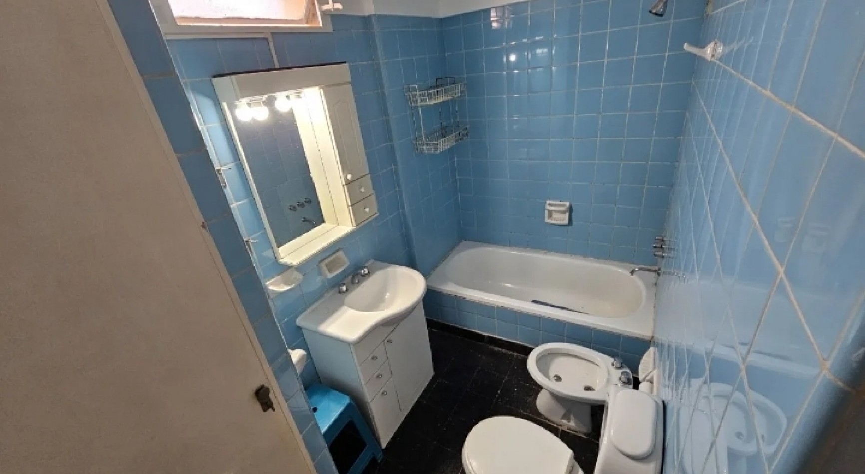 MARIO BRAVO 600, VENTA DEPARTAMENTO DE DOS AMBIENTES