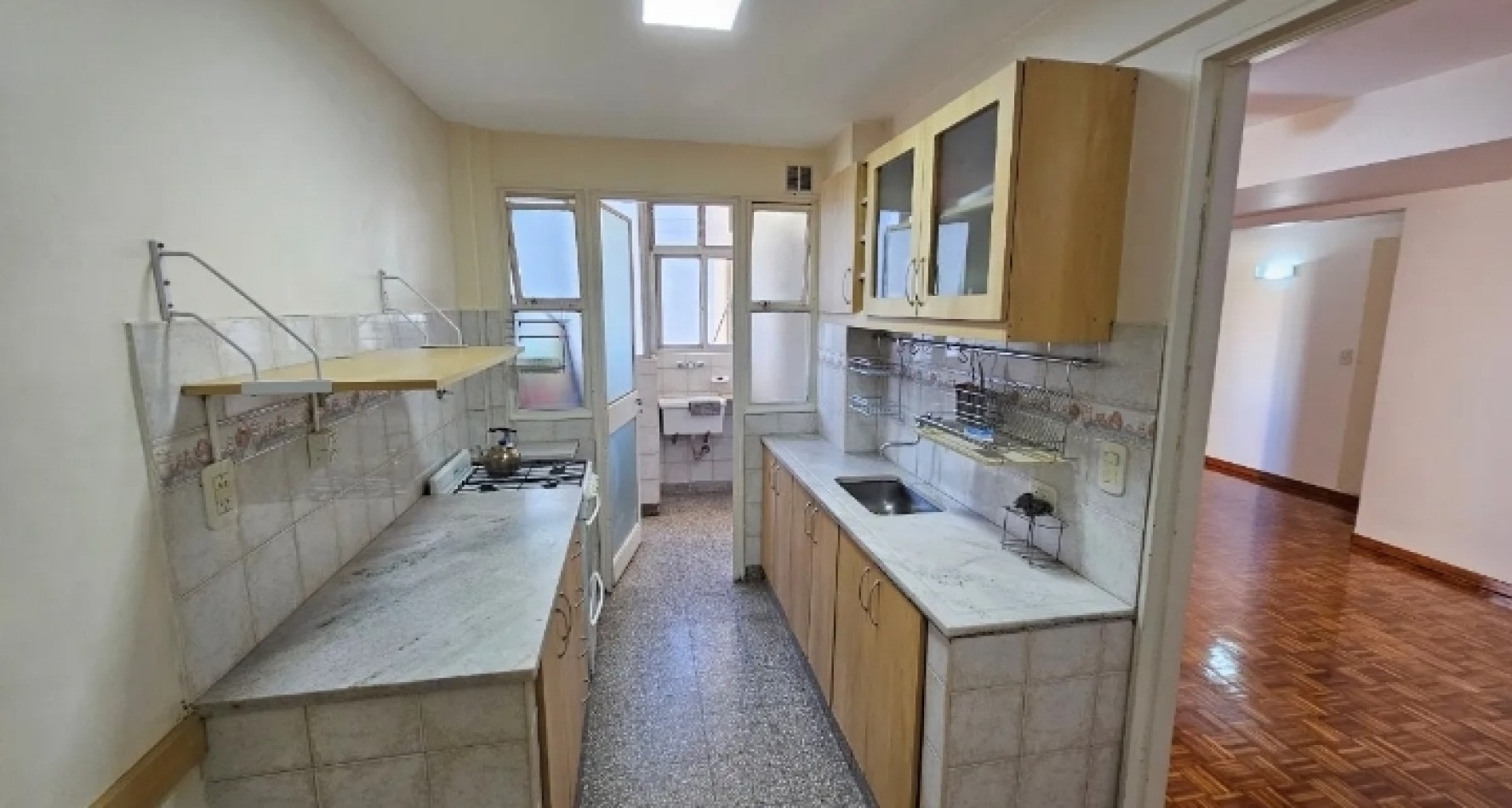 MARIO BRAVO 600, VENTA DEPARTAMENTO DE DOS AMBIENTES