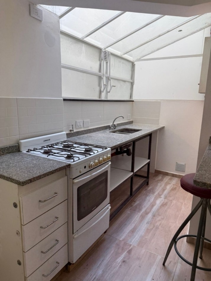 AZCUENGA 1000, VENTA DEPARTAMENTO DE TRES AMBIENTES 