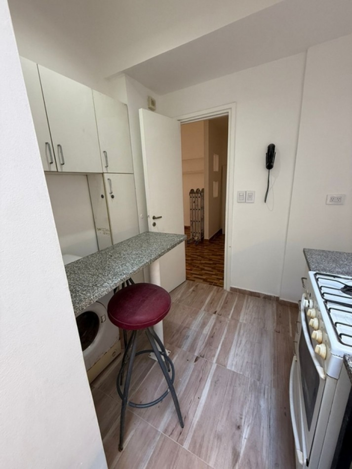 AZCUENGA 1000, VENTA DEPARTAMENTO DE TRES AMBIENTES 