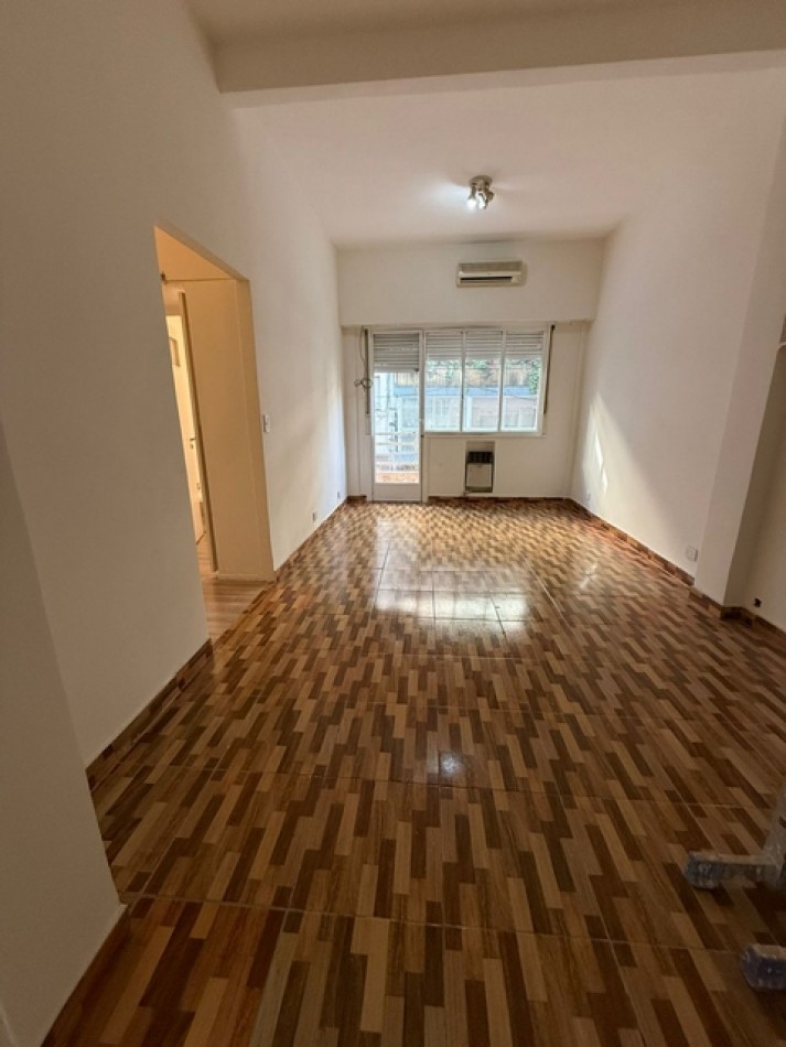AZCUENGA 1000, VENTA DEPARTAMENTO DE TRES AMBIENTES 