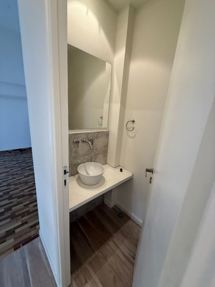 AZCUENGA 1000, VENTA DEPARTAMENTO DE TRES AMBIENTES 