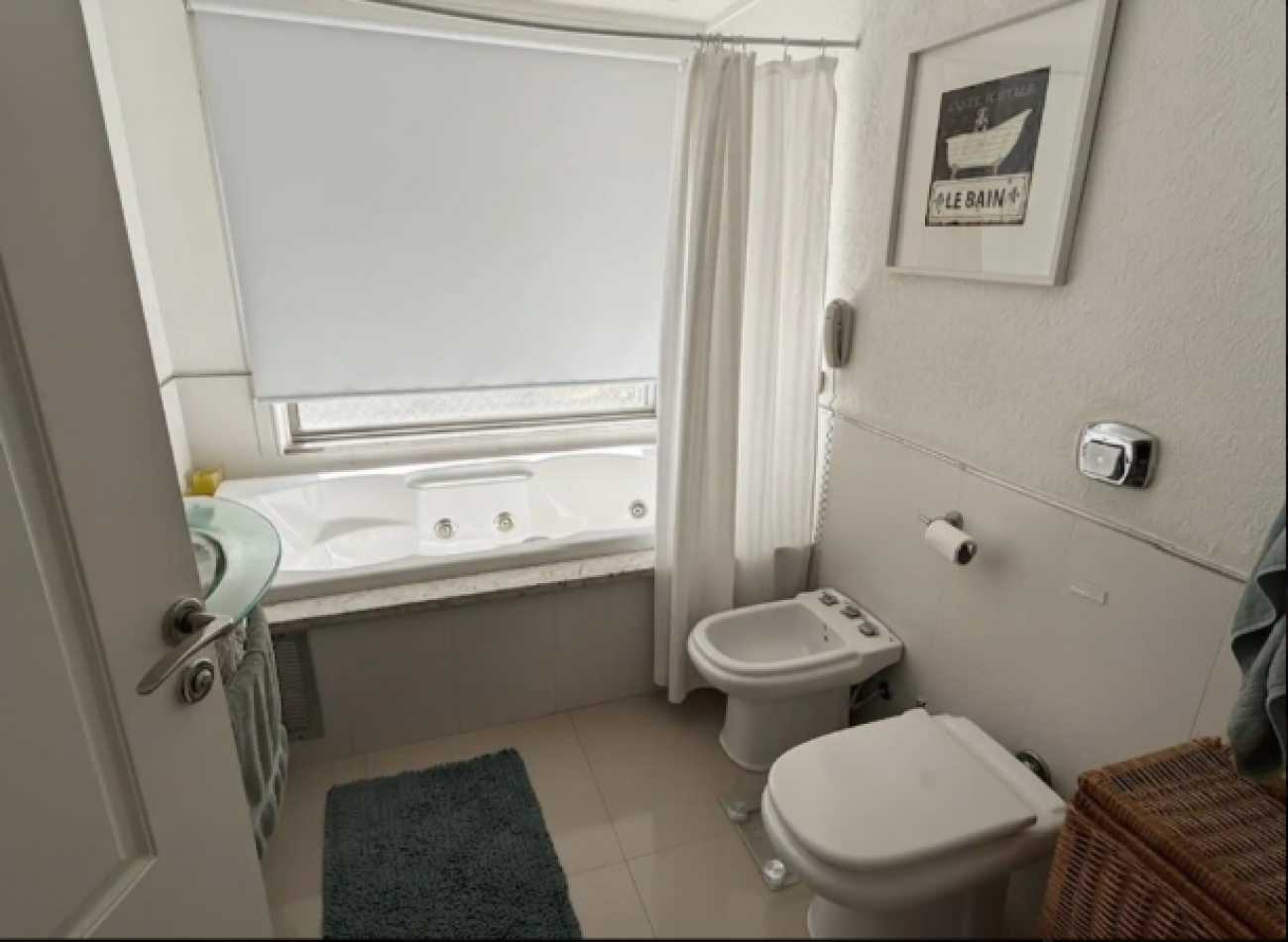 HUMBOLDT 1900, VENTA DEPARTAMENTO DE CUATRO AMBIENTES CON COCHERA