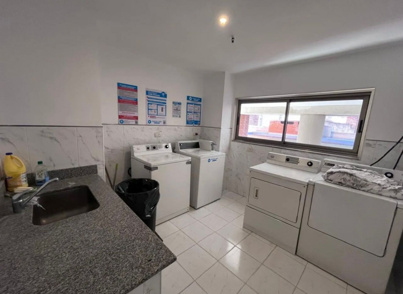 HUMBOLDT 1900, VENTA DEPARTAMENTO DE CUATRO AMBIENTES CON COCHERA