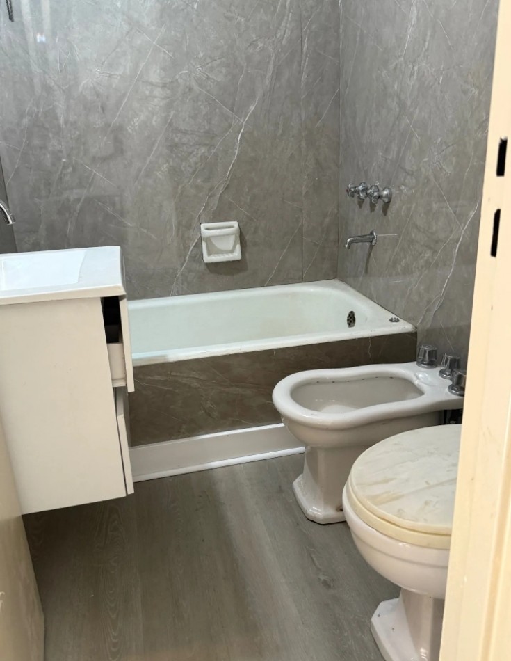 VALENTIN GOMEZ 3200, VENTA DEPARTAMENTO DE DOS AMBIENTES