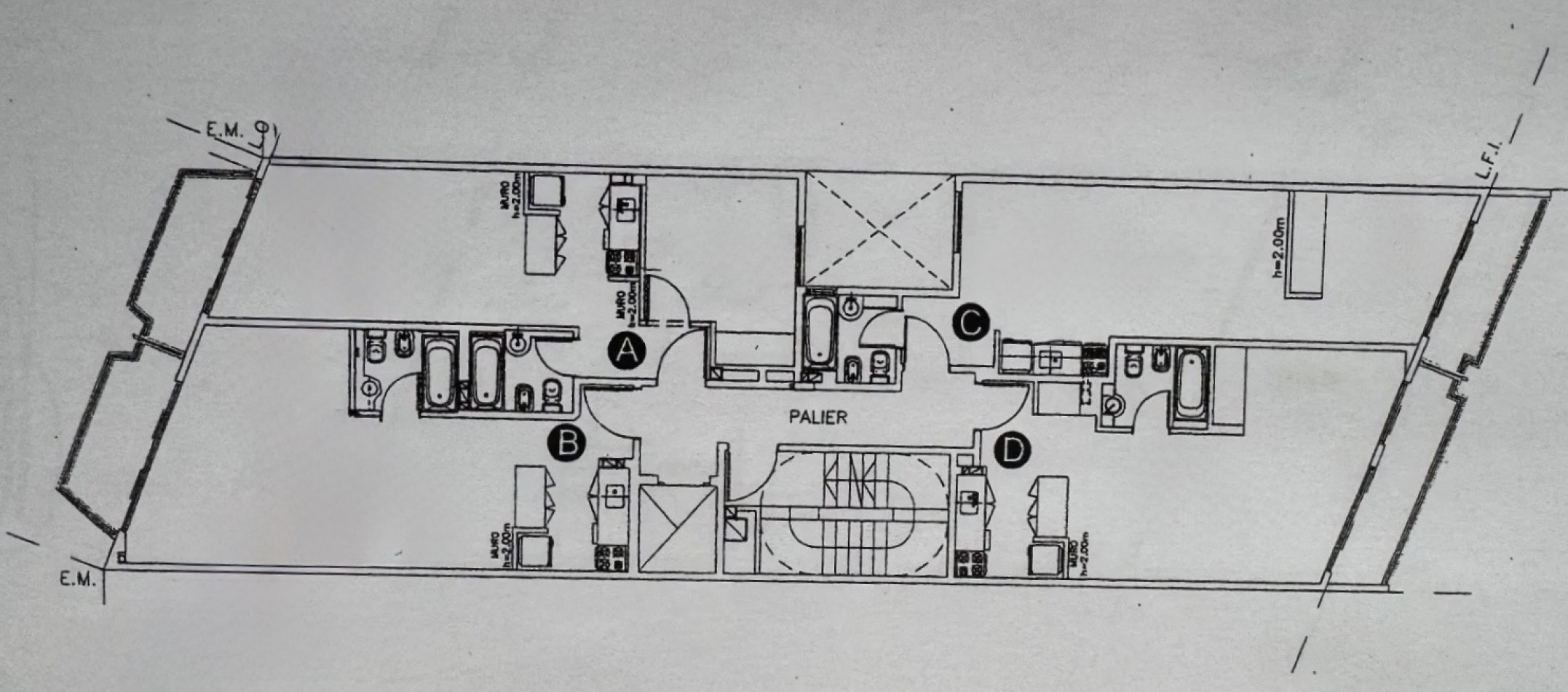 MARIO BRAVO 1100, VENTA DEPARTAMENTO DE DOS AMBIENTES CON COCHERA