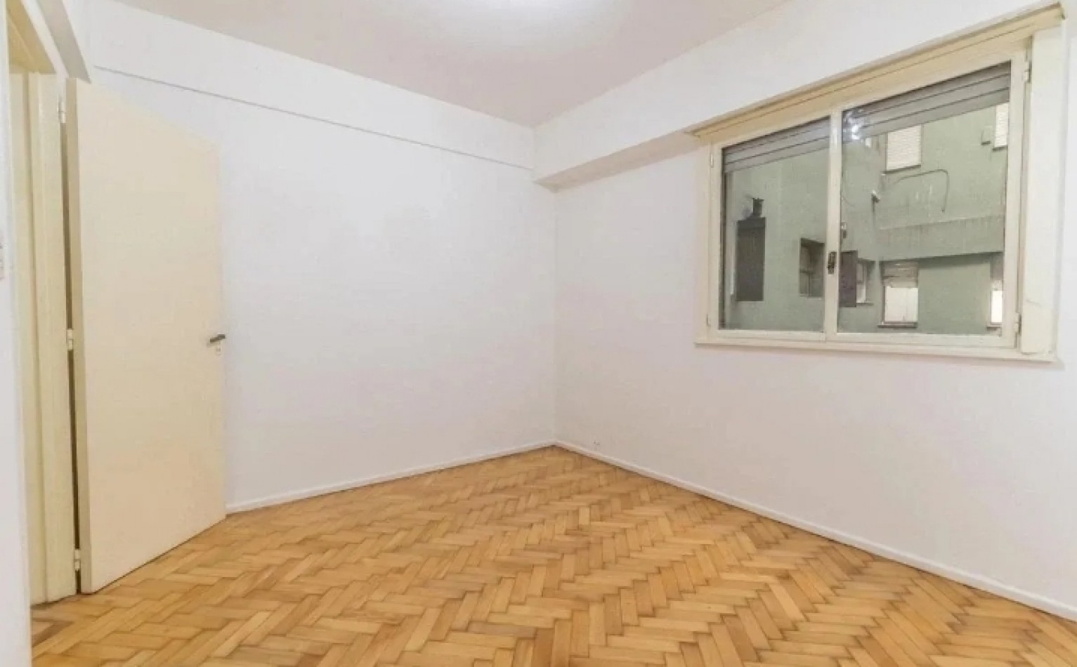 AV ASAMBLEA 1400, VENTA DEPARTAMENTO DE DOS AMBIENTES 