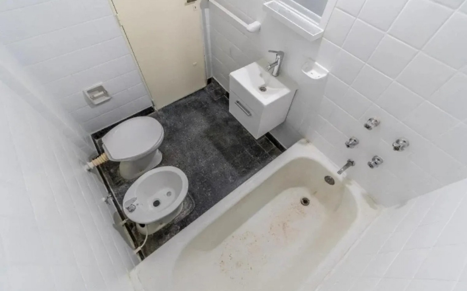 AV ASAMBLEA 1400, VENTA DEPARTAMENTO DE DOS AMBIENTES 