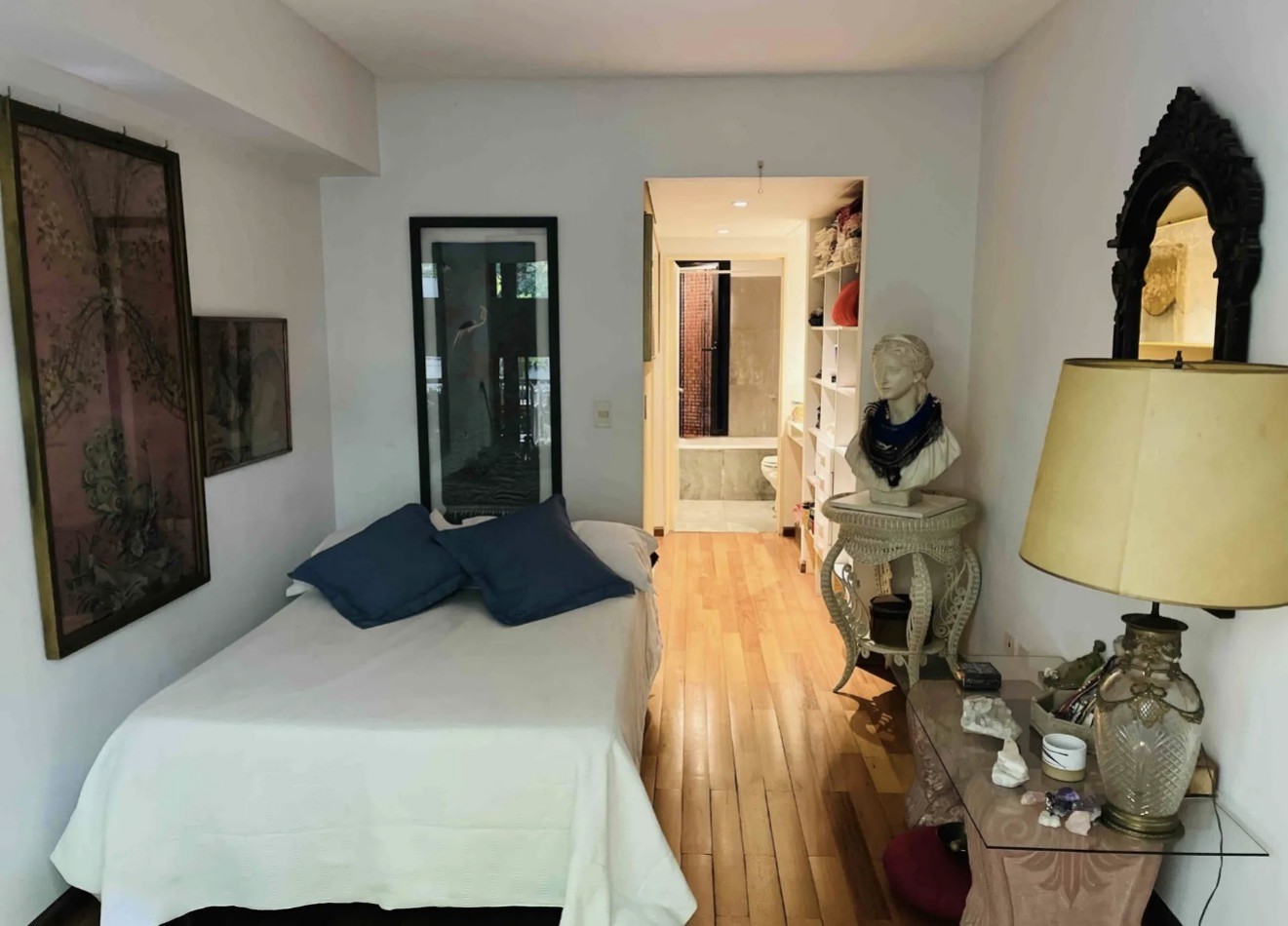 SINCLAIR 3100, VENTA SEMI-PISO DE TRES AMBIENTES