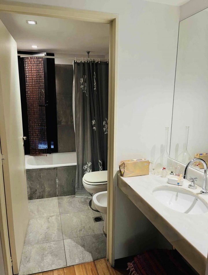 SINCLAIR 3100, VENTA SEMI-PISO DE TRES AMBIENTES