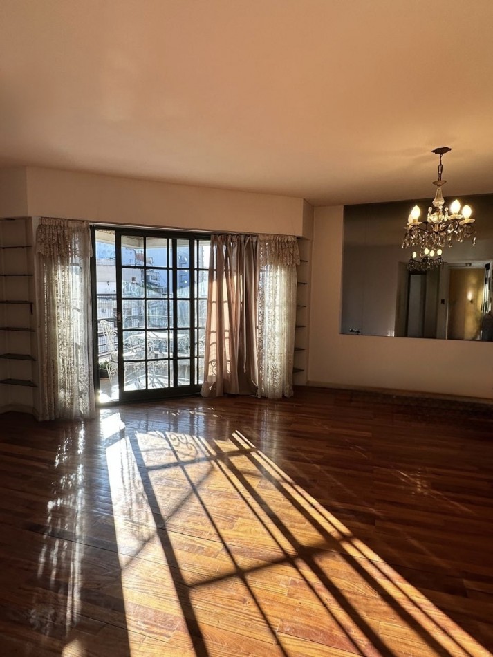 AV. ALBERDI 900, VENTA PISO DE CUATRO AMBIENTES EN CABALLITO