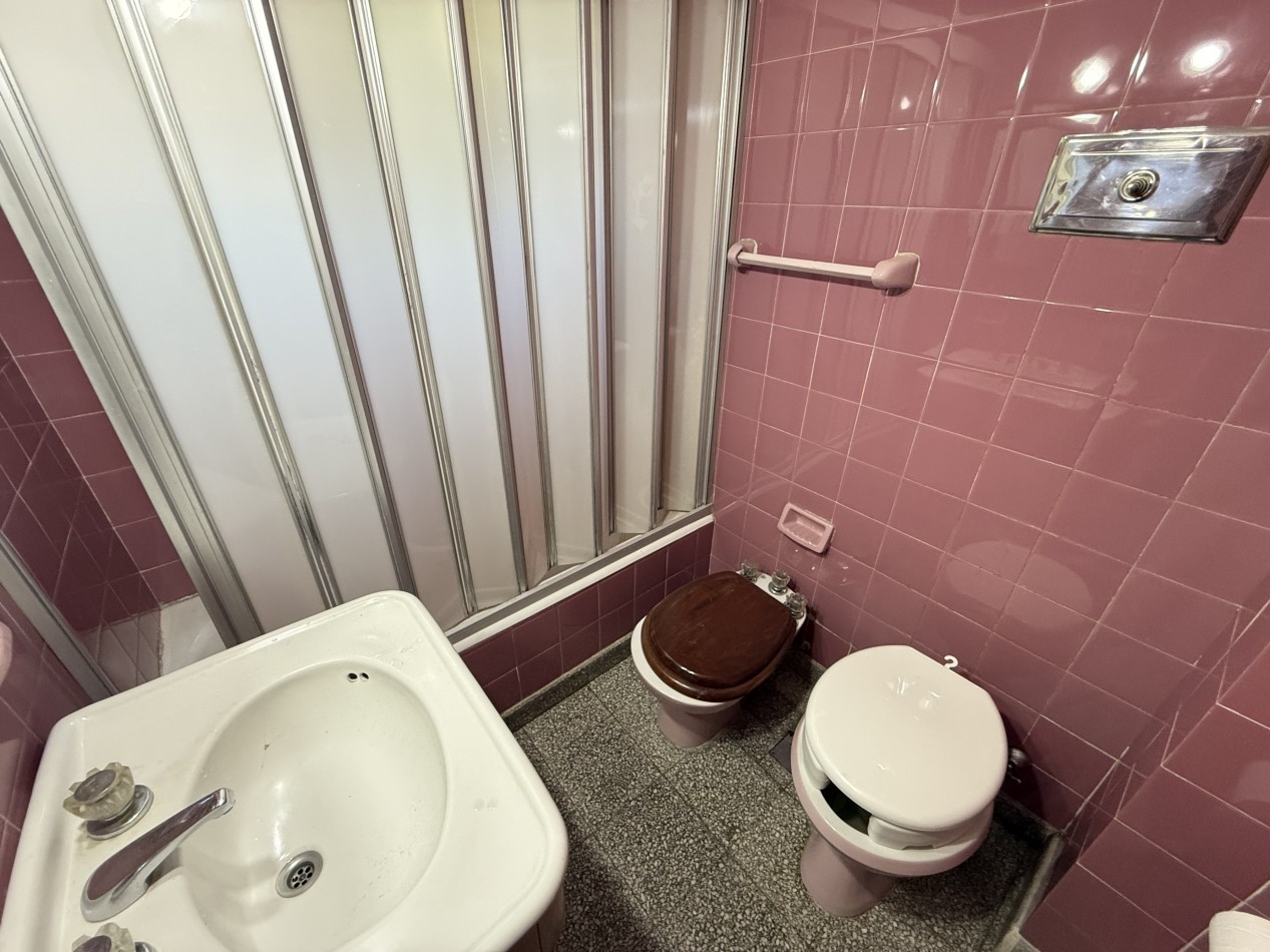 MELINCUE 3300, VENTA DEPARTAMENTO DE TRES AMBIENTES CON DEPENDENCIA DE SERVICIO