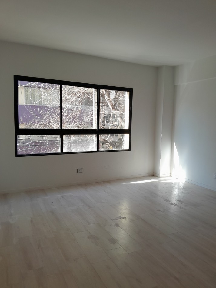 JUNIN 500, VENTA DEPARTAMENTO DE UN AMBIENTE