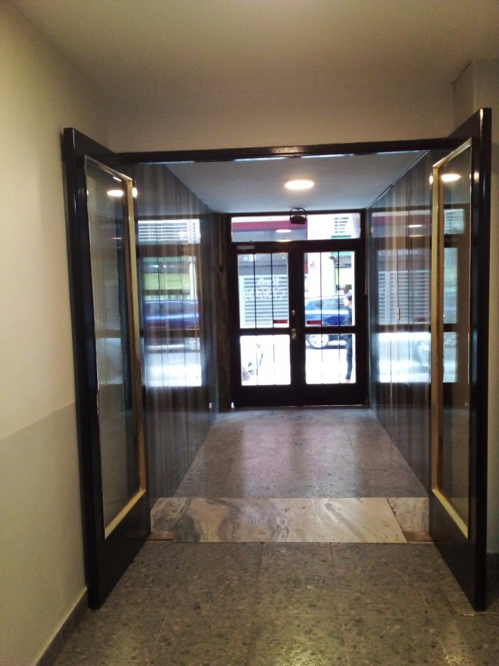 JUNIN 500, VENTA DEPARTAMENTO DE UN AMBIENTE