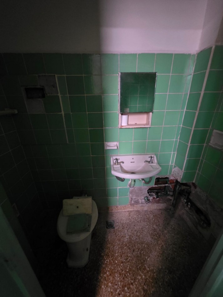 AV. LUIS MARIA CAMPOS 1500, VENTA DEPARTAMENTO DE CUATRO AMBIENTES CON DEPENDENCIA A RECICLAR