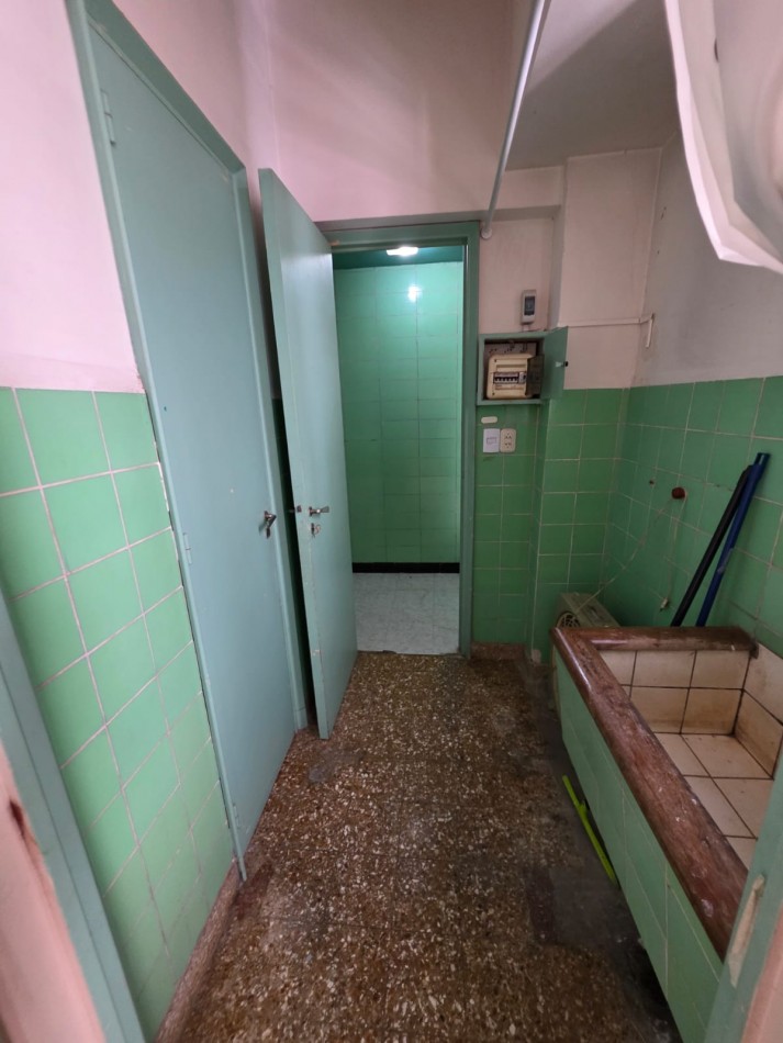 AV. LUIS MARIA CAMPOS 1500, VENTA DEPARTAMENTO DE CUATRO AMBIENTES CON DEPENDENCIA A RECICLAR