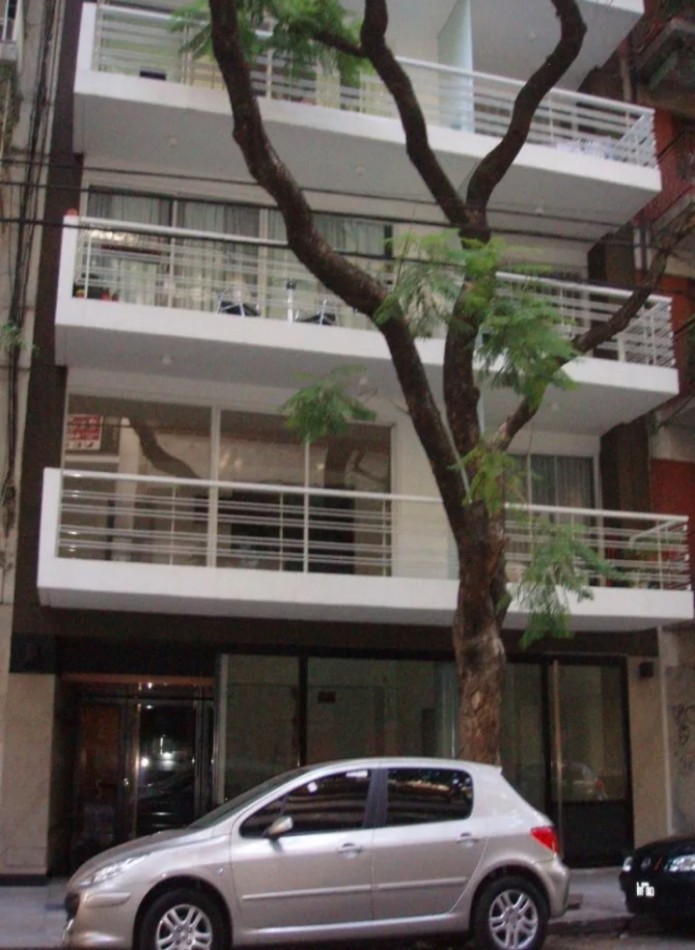 ARAOZ 2000, VENTA EXCELENTE DEPTO 2 AMB CFTE BALCON 