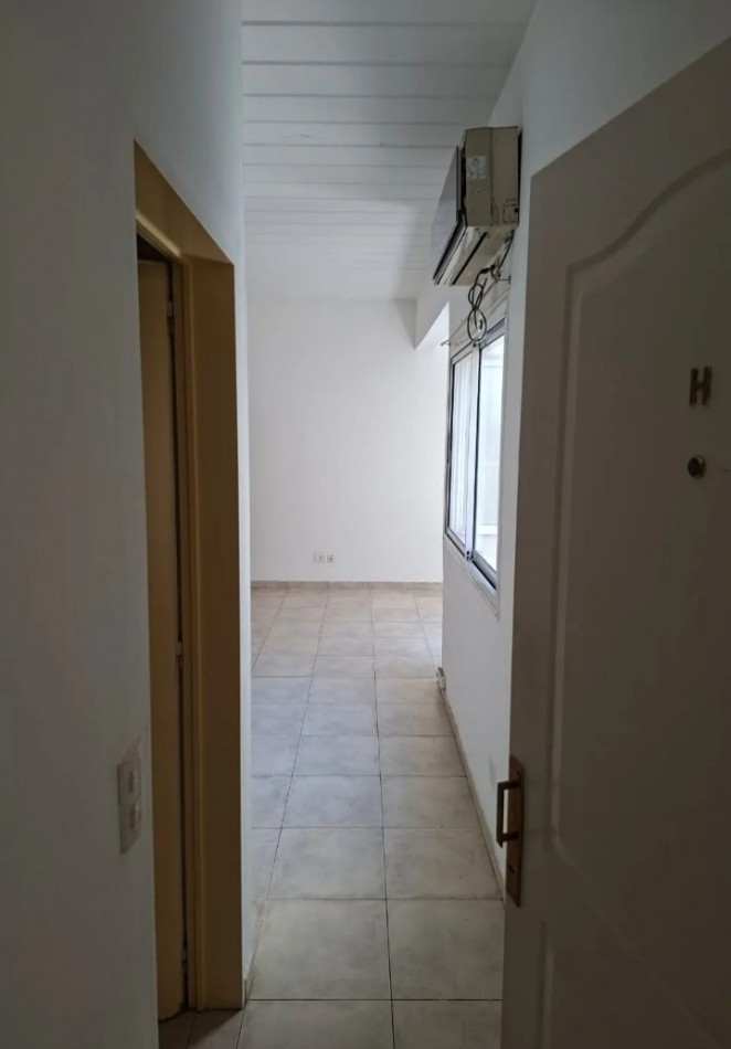 HUMAHUACA 4100, VENTA EPTO de 1 AMB y MEDIO DIVIISBLE Doble Ventanal Formato en "L" Prox. Av Medrano y Av Corrientes