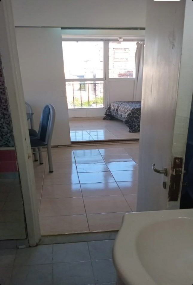 JUNIN 500, VENTA MONOAMBIENTE DIVIDIDO AL FRENTE BALCON FRANCES