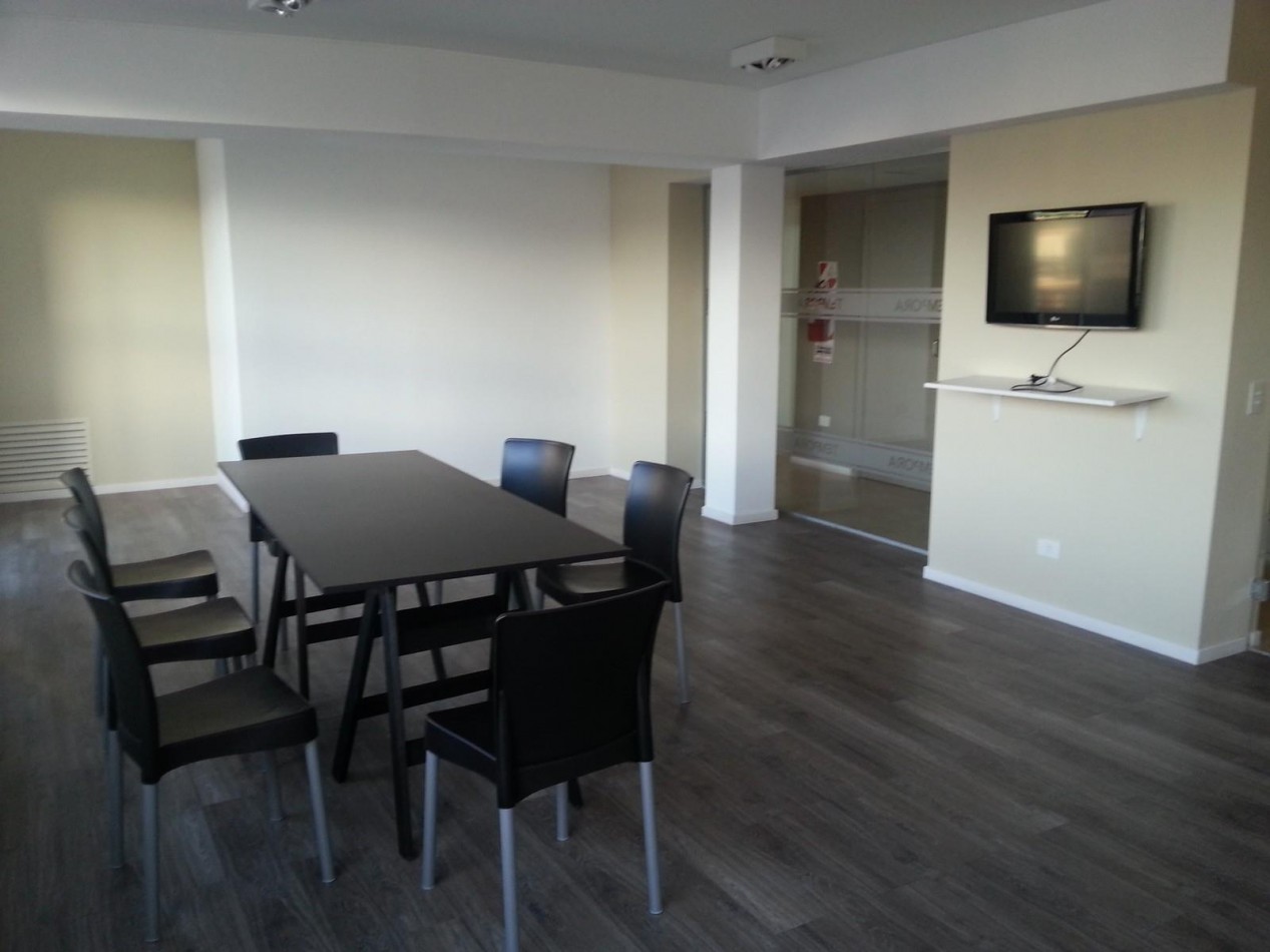 PERON 4100, Venta Excelente DEPTO 1 AMB APTO PROF/VIVIENDA