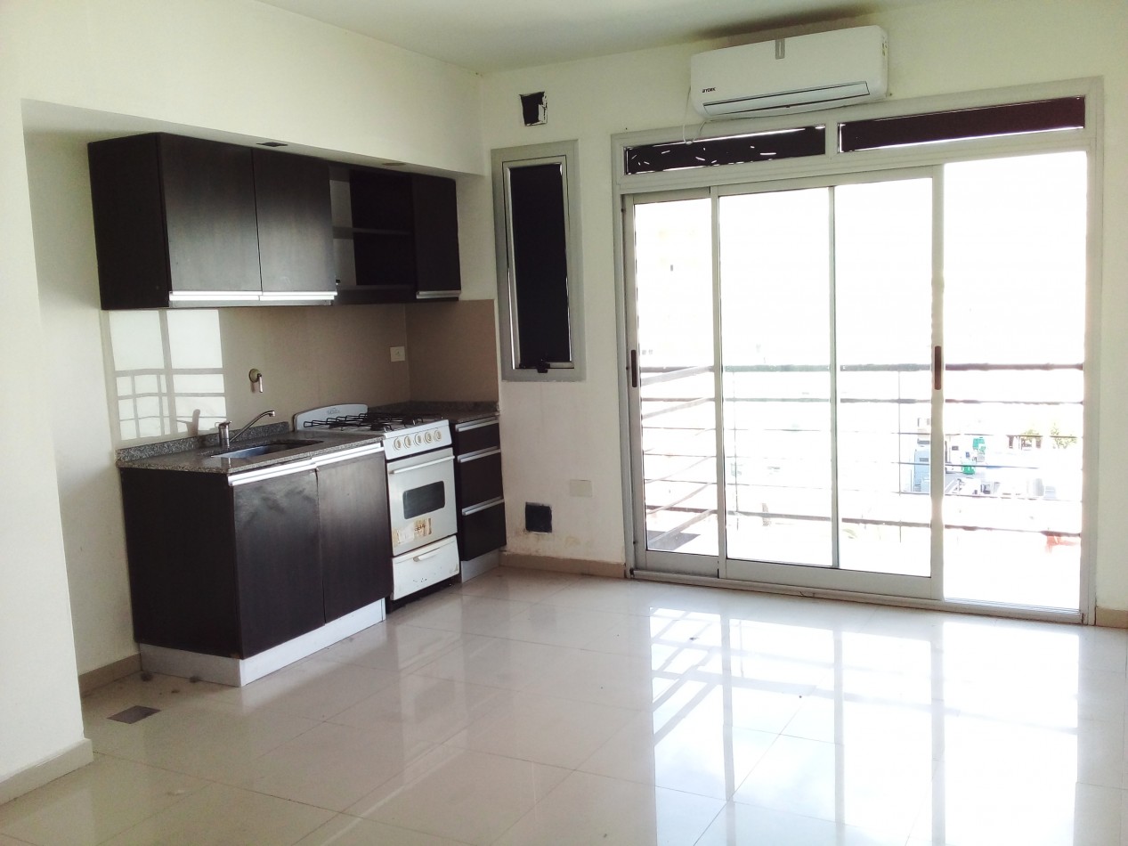 POTOSI 4300, VENTA Excelente Depto 1 AMB DIVISIBLE Frente Balcon