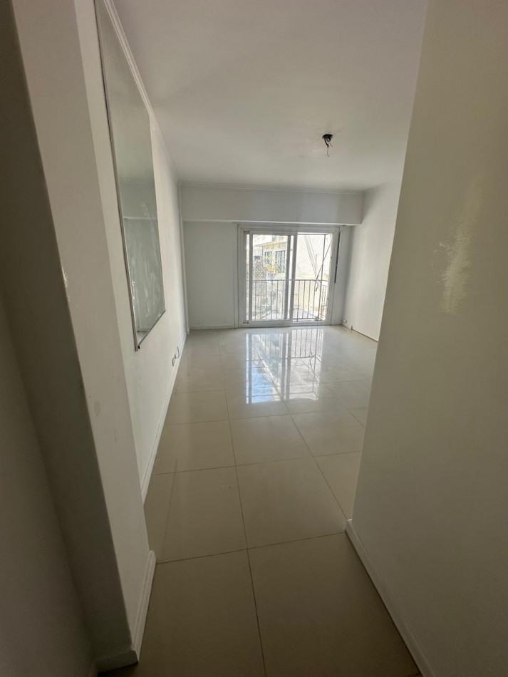 PARANA 1200, ALQUILER DEPARTAMENTO DE TRES AMBIENTES EN RECOLETA