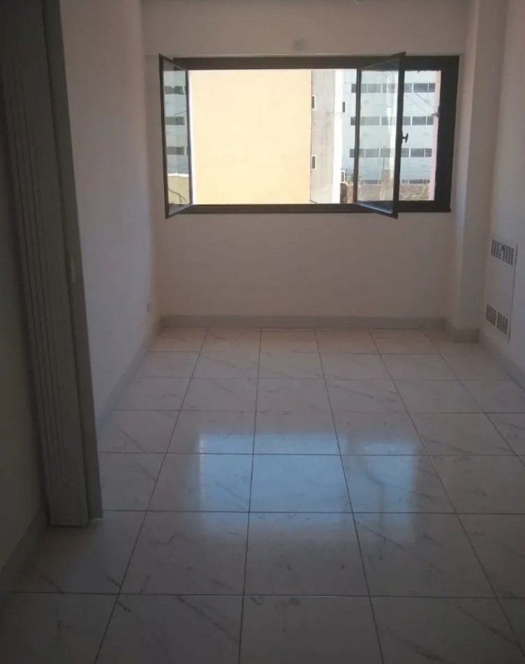 MAIPU 100, Venta Excelente Depto 2 AMB y MEDIO A NUEVO X COMPLETO 