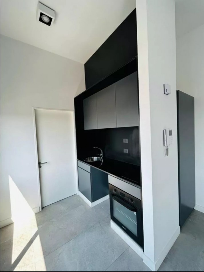 TRIUNVIRATO 3300, Venta Depto 2AMB AL FRENTE DOBLE VENTANAL + BALCON TERRAZA