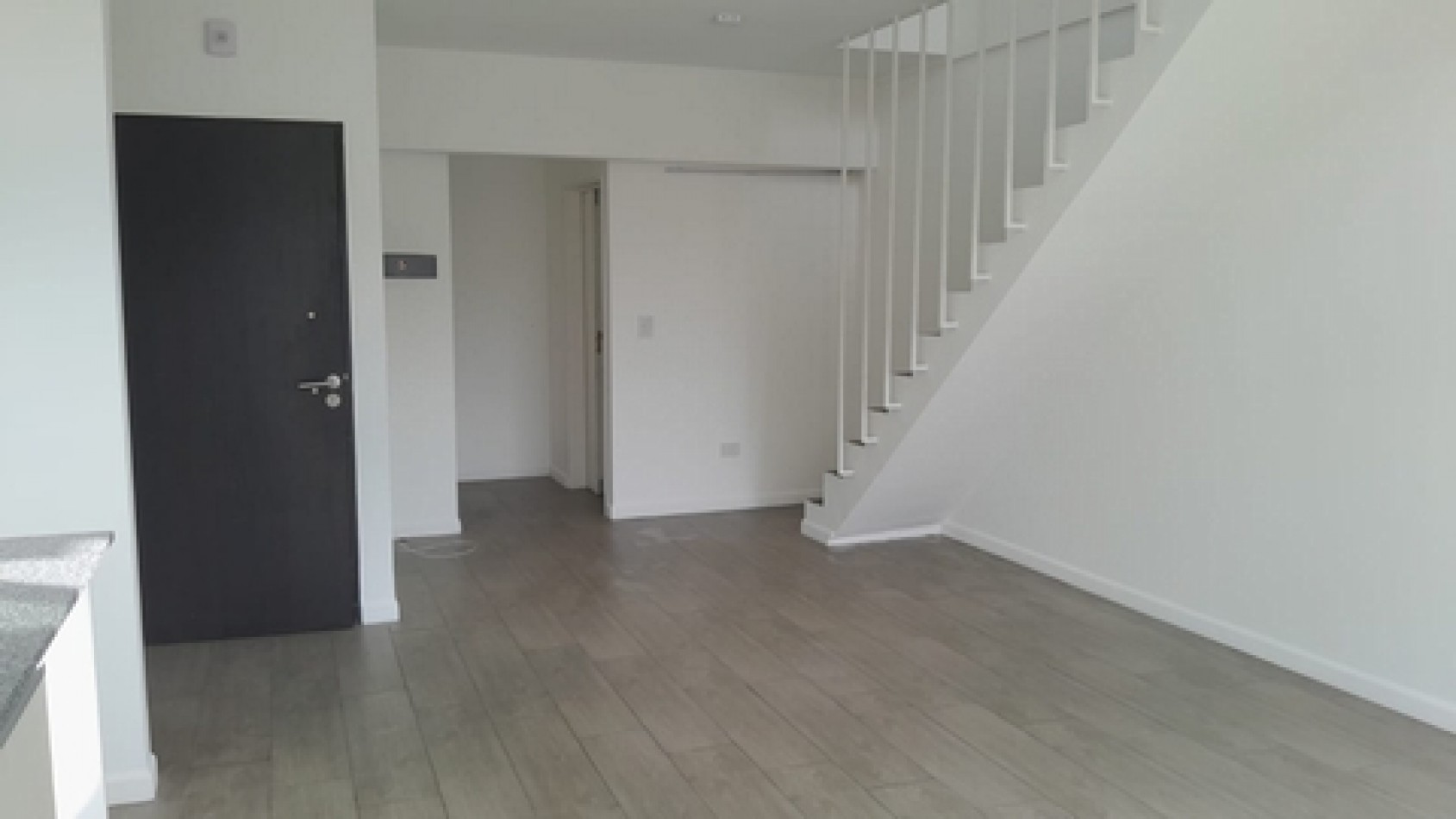 ROCAMORA 4000, Venta, 2 AMB en Duplex c/BALCON  a Mtrs Av MEDRANO Y AV CORDOBA