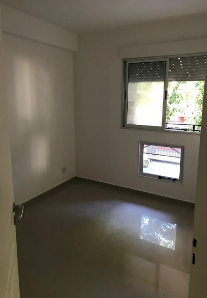 PADILLA 700, VENTA IMPEC DEPTO 2 AMB FTE BALCON ATERRAZADO C/PARRILA