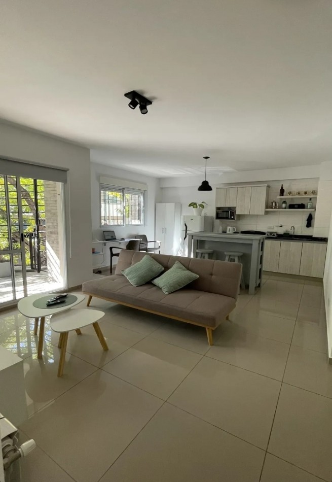 PADILLA 700, VENTA IMPEC DEPTO 2 AMB FTE BALCON ATERRAZADO C/PARRILA