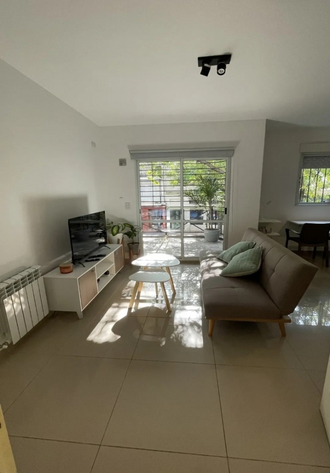 PADILLA 700, VENTA IMPEC DEPTO 2 AMB FTE BALCON ATERRAZADO C/PARRILA