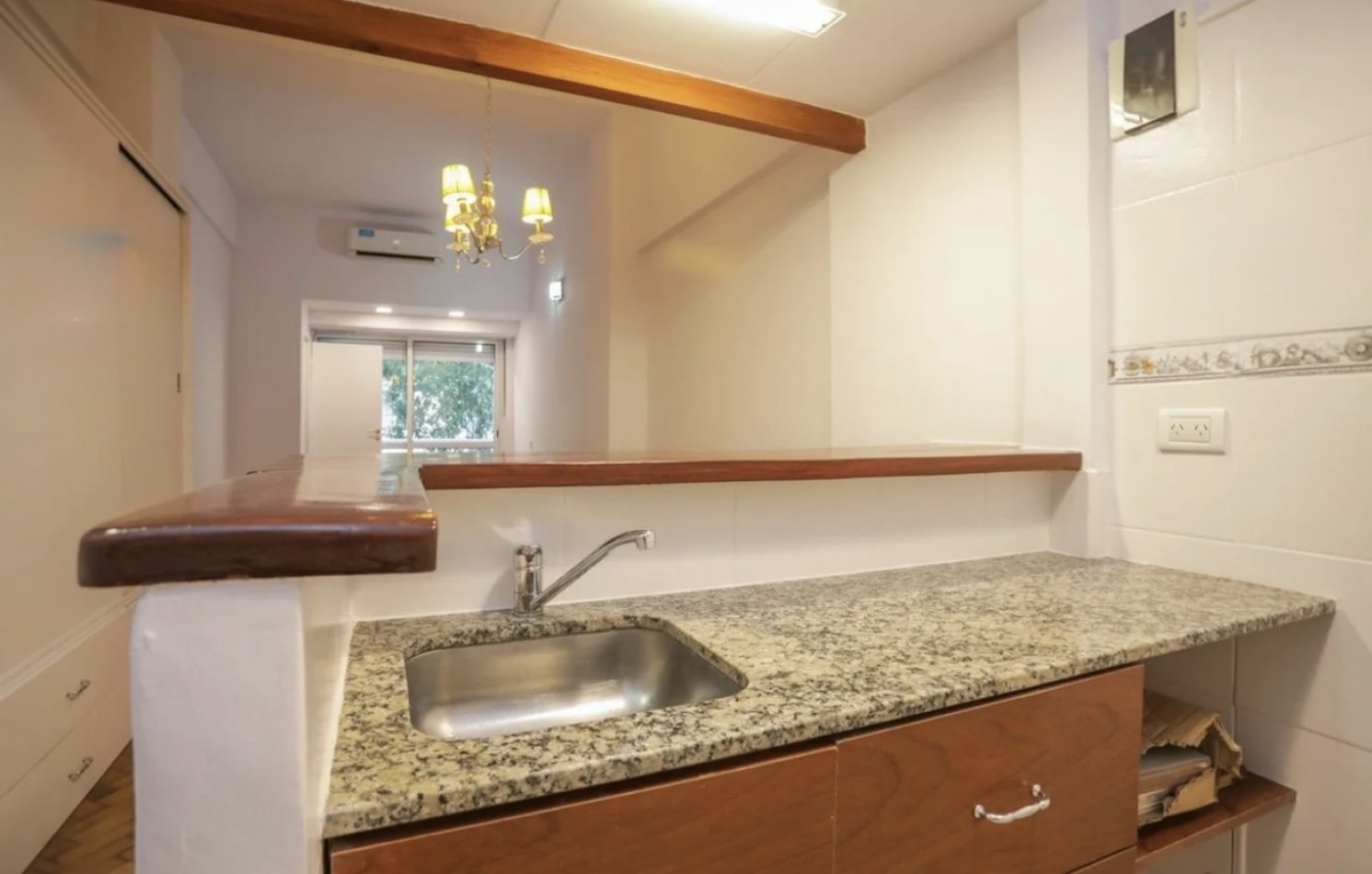 ARENALES 1900, VENTA DEPARTAMENTO DE UN AMBIENTE