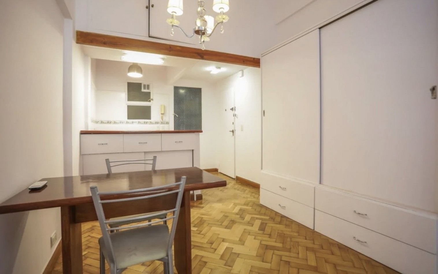 ARENALES 1900, VENTA DEPARTAMENTO DE UN AMBIENTE