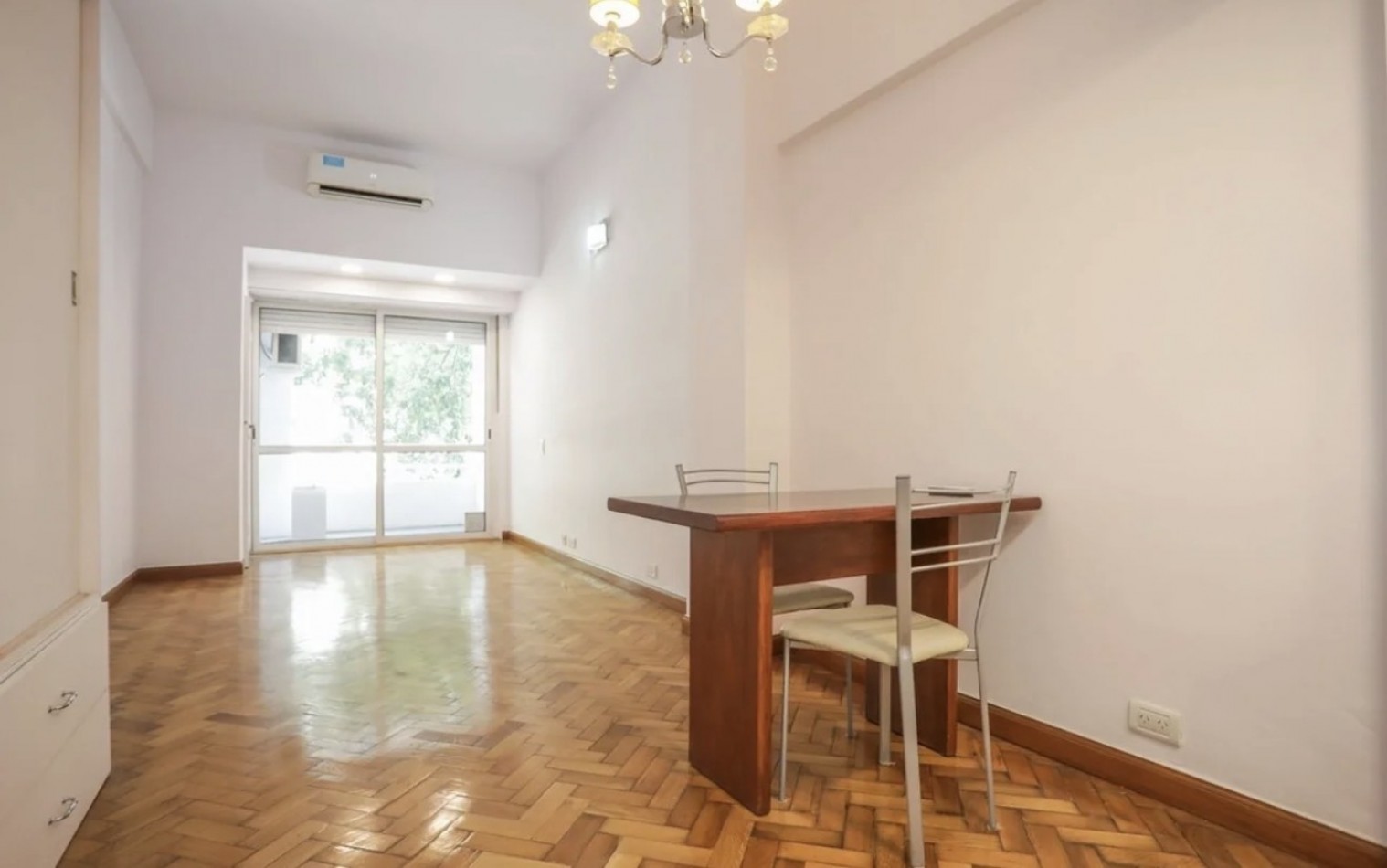 ARENALES 1900, VENTA DEPARTAMENTO DE UN AMBIENTE