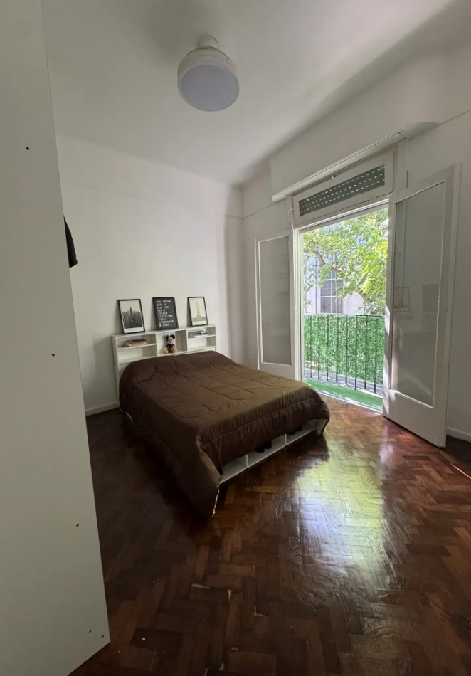 Av PAVON 1800. VENTA, PH 3 AMB AL FRENTE C/BALCON y Balcon Interno IMPEC ESTADO