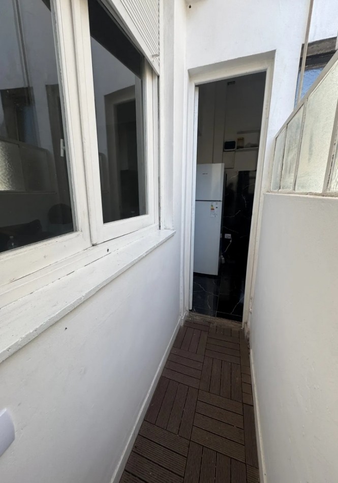 Av PAVON 1800. VENTA, PH 3 AMB AL FRENTE C/BALCON y Balcon Interno IMPEC ESTADO