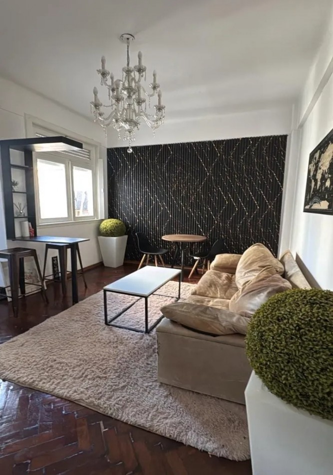 Av PAVON 1800. VENTA, PH 3 AMB AL FRENTE C/BALCON y Balcon Interno IMPEC ESTADO