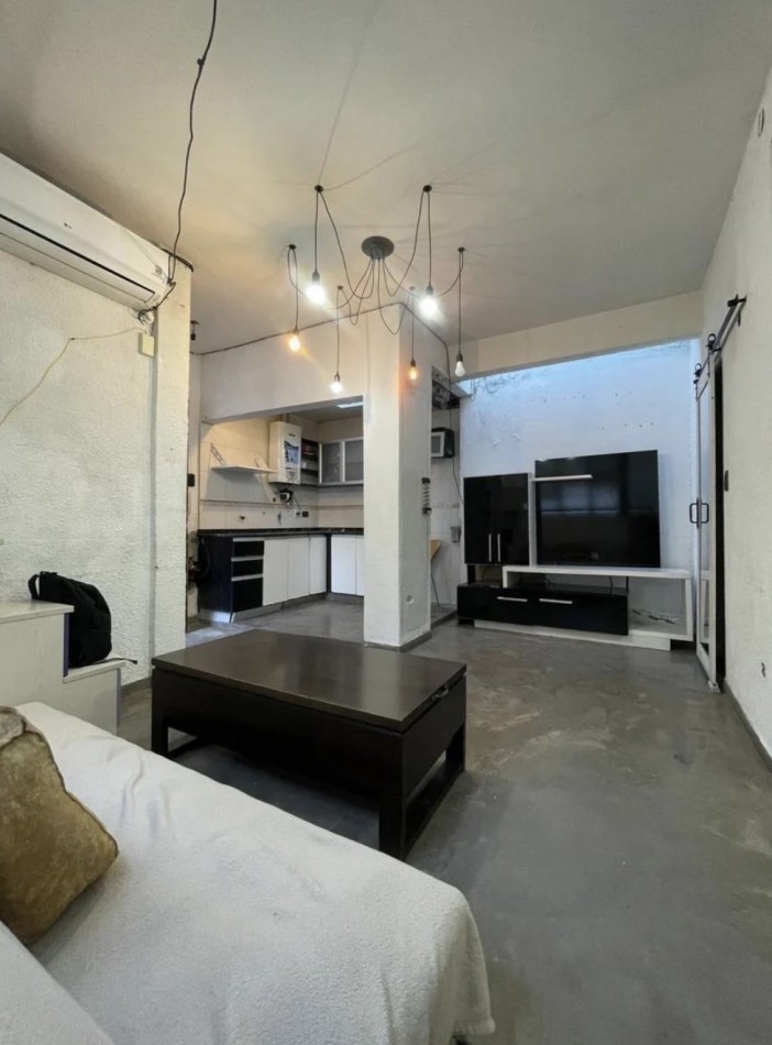 CHARCAS 5200, VENTA PH DE TRES AMBIENTES