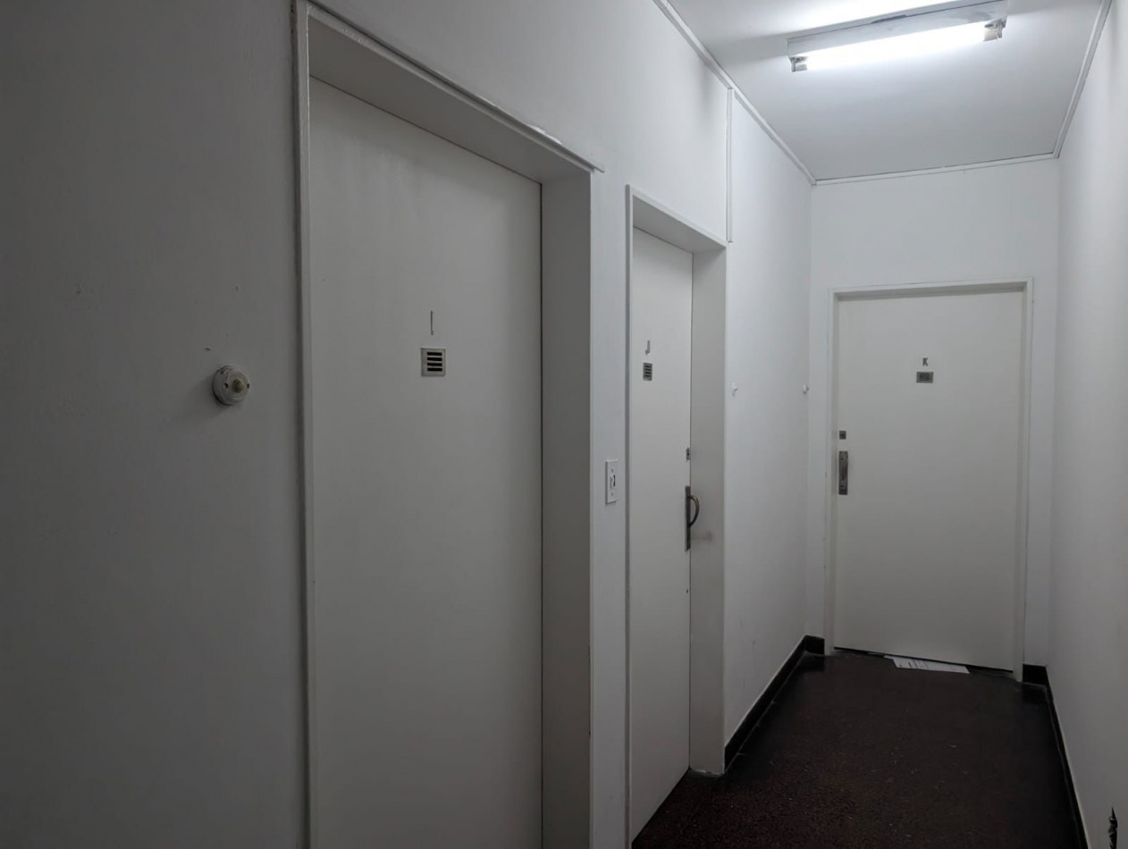 Rodriguez Peña 36, Venta Impec Depto 1 AMB DIVISIBLE Cfte Pulmon de Manzana. IDEAL INVERSION !!!