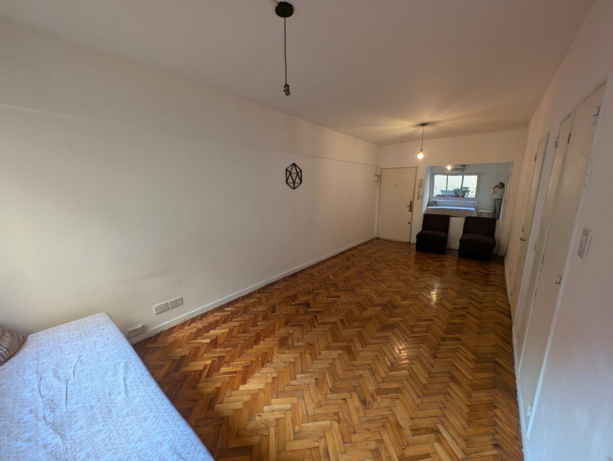 Rodriguez Peña 36, Venta Impec Depto 1 AMB DIVISIBLE Cfte Pulmon de Manzana. IDEAL INVERSION !!!