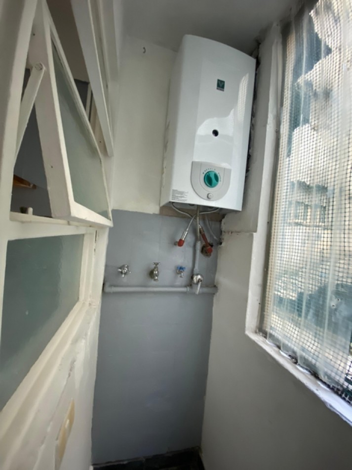 RIVADAVIA 3900, Venta impec depto 2 amb Lat. Super Luminoso Mtrs AV Medrano, Estac SUBTE "A"