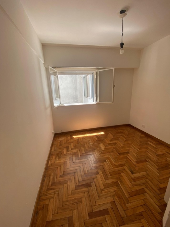 RIVADAVIA 3900, Venta impec depto 2 amb Lat. Super Luminoso Mtrs AV Medrano, Estac SUBTE "A"