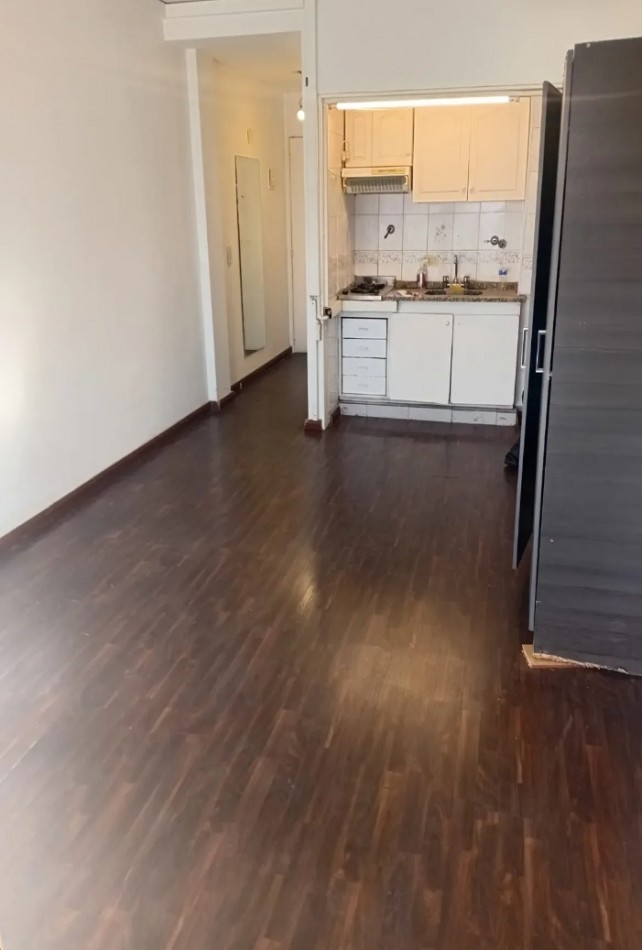 PERON 2600, VENTA 1 AMB FTE BALCON TERRAZA