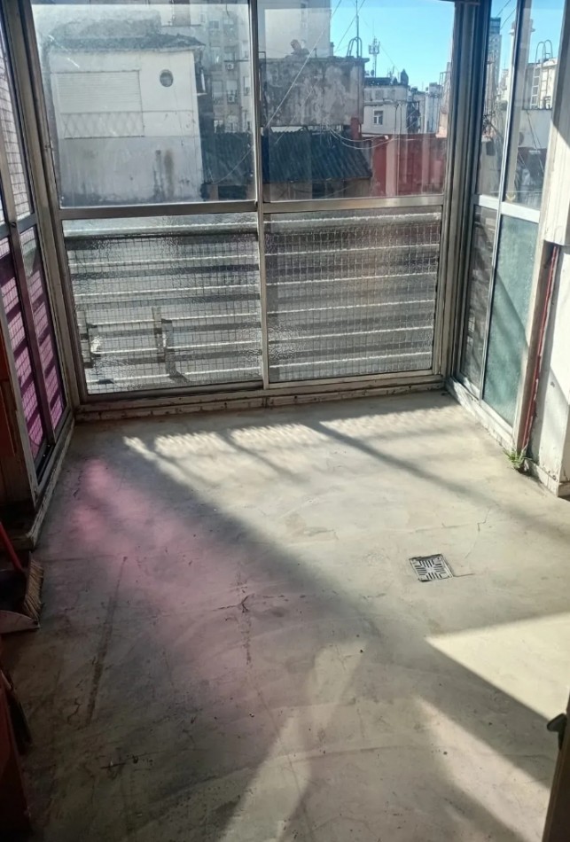 PERON 2600, VENTA 1 AMB FTE BALCON TERRAZA