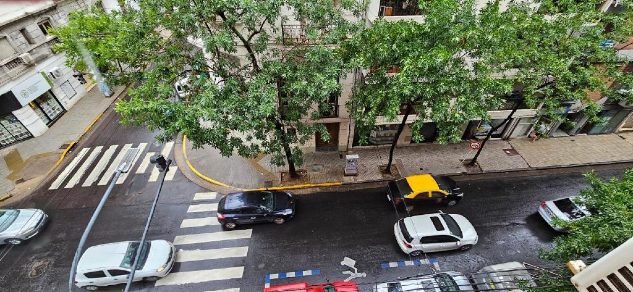 JUNIN 700, VENTA MONOAMBIENTE APTO PROF 2 VENTANAS AL FRENTE