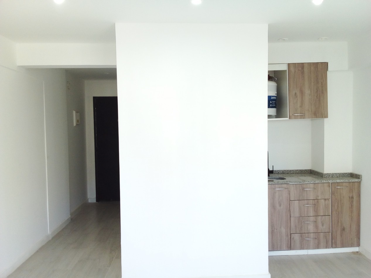 JUNIN 600, VENTA 1 AMB RECICLADO A NUEVO (Como a ESTRENAR)