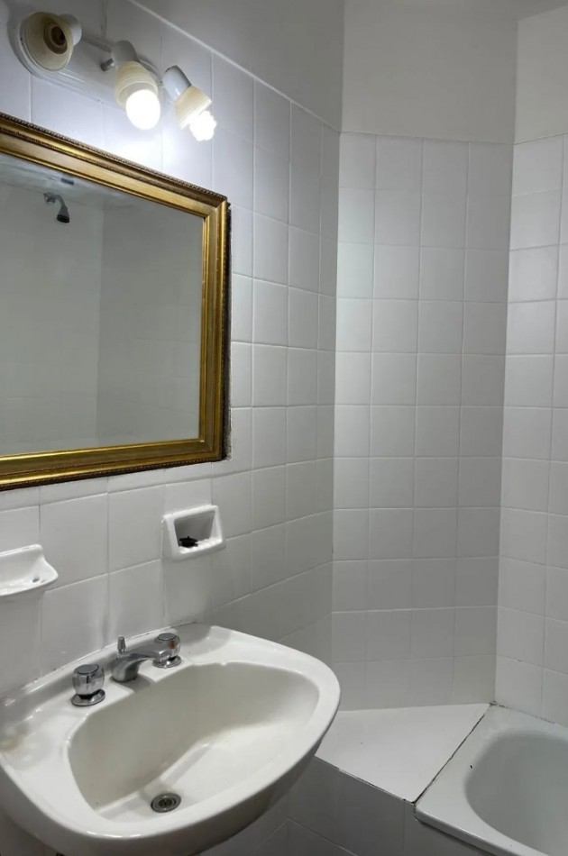 DORREGO 2600, VENTA Excelente Depto 2 AMB BALCON TERRAZA C/CERRAMIENTO