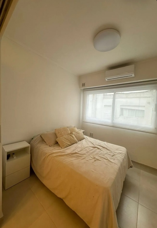 SARMIENTO 2200, VENTA IMPEC DEPTO 1 AMB Y MEDIO DIVIDIDO