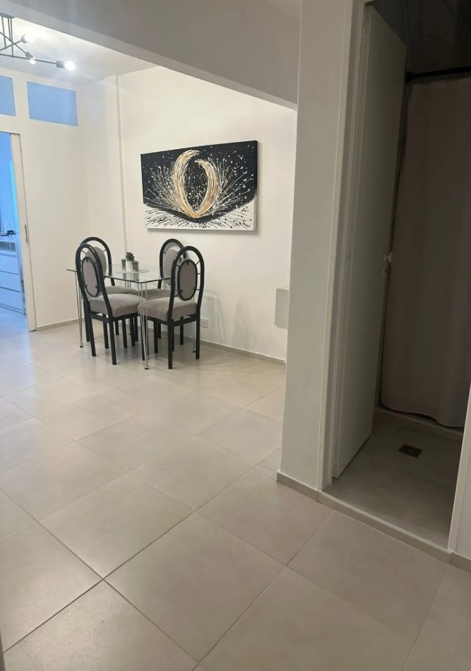 SARMIENTO 2200, VENTA IMPEC DEPTO 1 AMB Y MEDIO DIVIDIDO